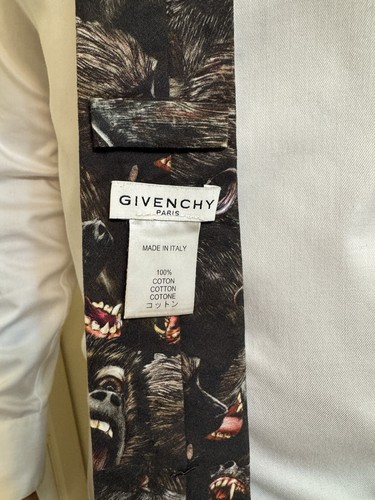 GIVENCHY Baboon print tie.Made in ITALY - Picture 13 of 13