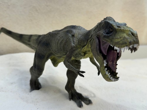 Jurassic Park selber machen - Bild 3 von 18