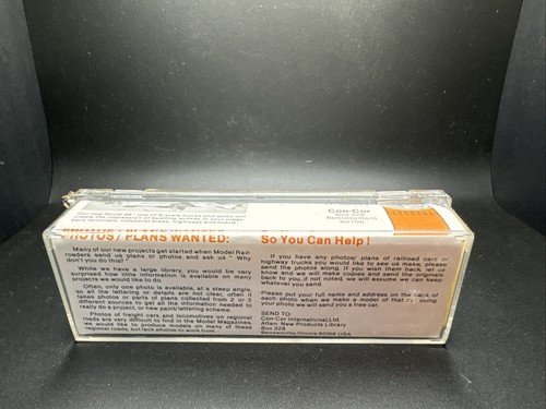 N-SCALE- CON COR 40' SINGLE DOOR BOX CAR BURLINGTON NORTHERN #001-147103 V.1025 - Picture 3 of 4