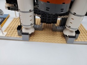 LEGO Creator Expert 10231 Shuttle Expedition Set Instructions Minifigures - READ