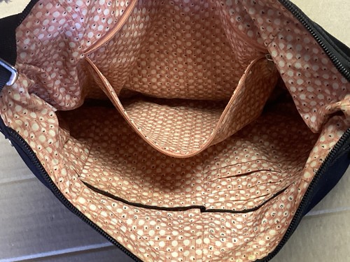 Bandolera de hombro Travelon negra - Imagen 8 de 15