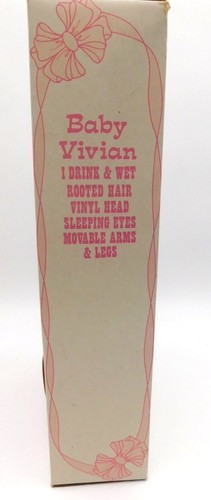 Muñeca Baby Vivian vintage en caja bebidas y mojados hecha en Hong Kong - Imagen 5 de 7