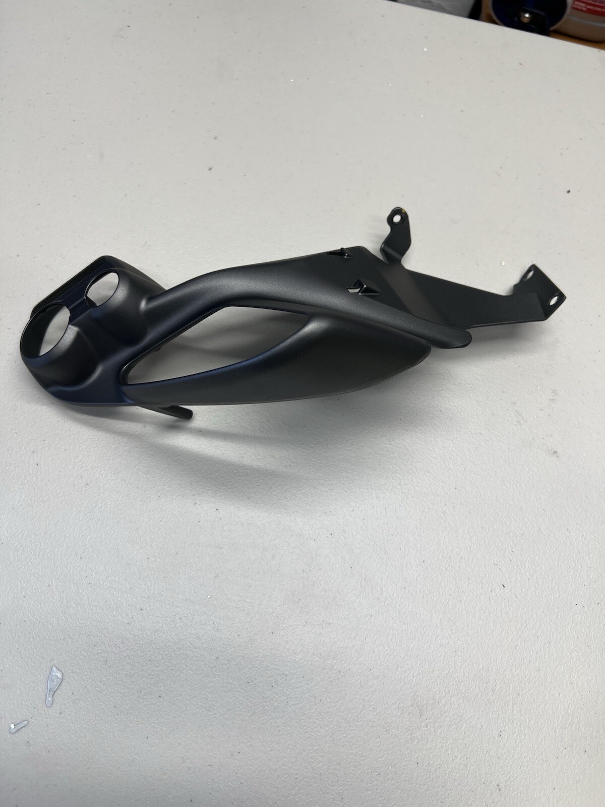 Genuine Ferrari 488 dashboard trim set. 4 piece air vent trim in magnesium. OEM