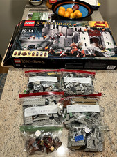 Vintage Lego: Lord of the Rings 9474—The Battle of Helm’s gate