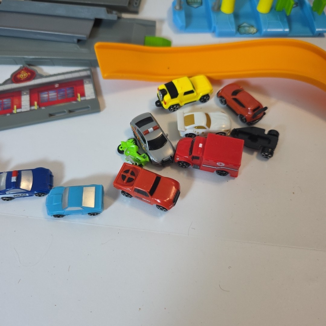 Picture 4 of 14