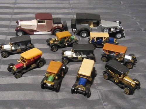 Macaue Miniaturautos 9- 2" Kleinwagen & 2- 5" Autos - Bild 2 von 9