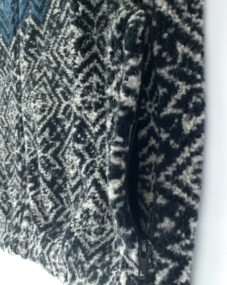 Vintage CHALECO POLAR MARCADOR Cremallera Completa Chaqueta Apres-Ski NEGRO/AZUL Fair Isle XL Foto 3 de 4