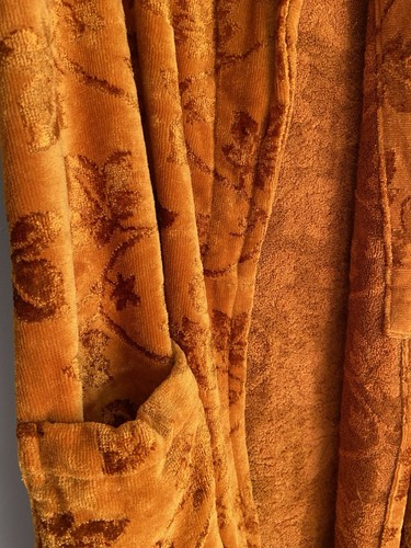 Luxurious Carrara Terry Cloth Robe New With Tags - Picture 5 of 8