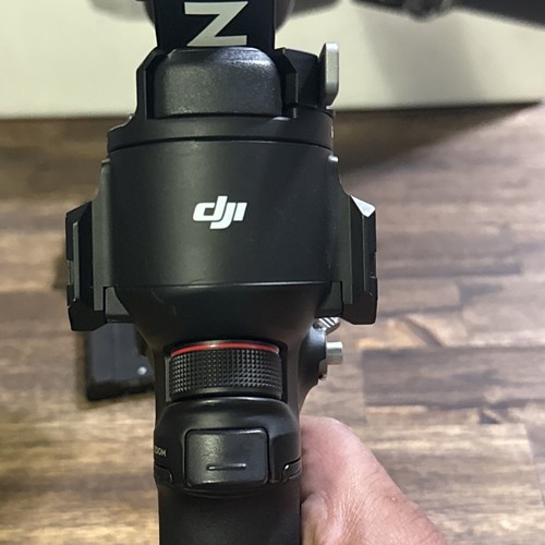 DJI RS 3 Gimbal Stabilizer Fully Functional. No Lens Support No Screw Kit No USB - Photo 12/22