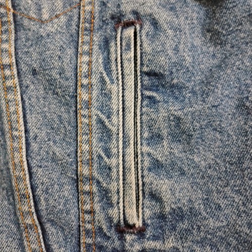 Vintage Levi's Denim Jacket Flannel Lined Men's Size 44 Trucker Red Plaid 80s - Picture 6 of 11