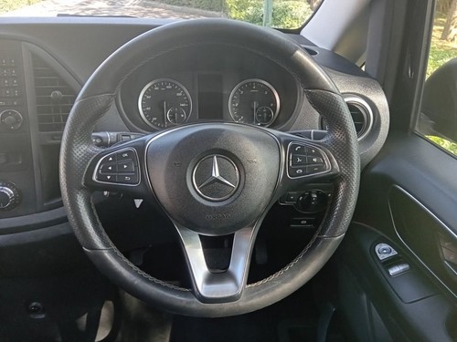 2019 Mercedes-Benz Vito 2.1 116 CDI SELECT Tourer Minibus 5dr Diesel G-Tronic RW - Picture 18 of 24