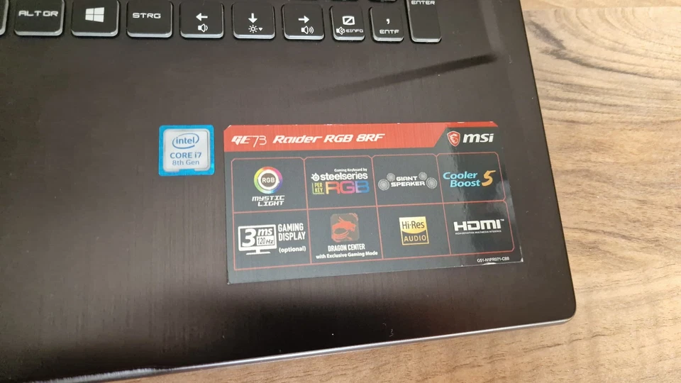 MSI Gaming Laptop 17 Zoll, Intel Core I7 mit techn. Defekten - Bild 4 von 4