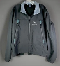 Vintage Arcteryx Gamma SV Mens Sz L Outdoor Softshell Hiking Jacket