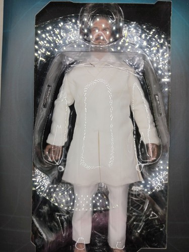 Hot Toys MMS 144 Tron Legacy Kevin Flynn Modellino da collezione scala 1/6 - Foto 8 di 12
