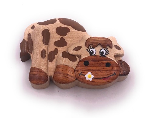 Dulce Vaca con Flor Animal Vacuno Handmade Imàn Nevera Colgante Imán - Picture 1 of 2