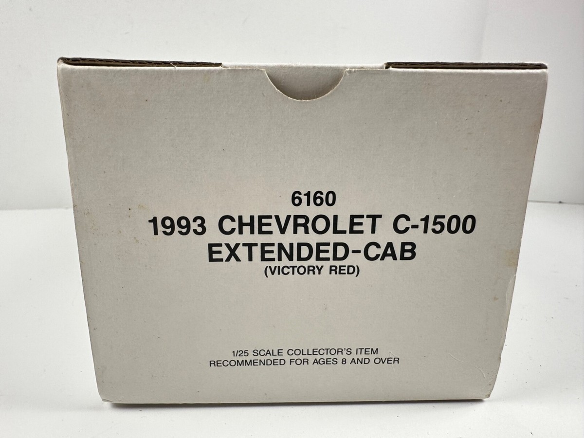 AMT Ertl 6160 1/25 1993 Chevy C1500 Extended Cab Promo Model
