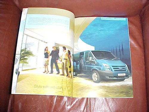 IRISH FORD PEOPLE MOVERS Tourneo and Transit Mini Bus Dealers Show Book 2006 - Bild 3 von 3