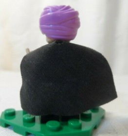 LEGO Vintage Harry Potter Professor Quirrell/Voldemort Minifigure! (4702)