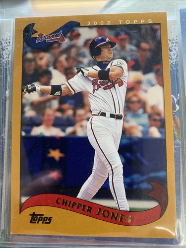 2002 Topps #410 Chipper Jones Beautiful Mint - Picture 1 of 2