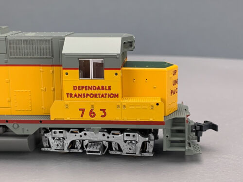 HO Kato 37-02E GP35 PH 1a Locomotive Union Pacific #763 NIB! HO3861 - Picture 11 of 15