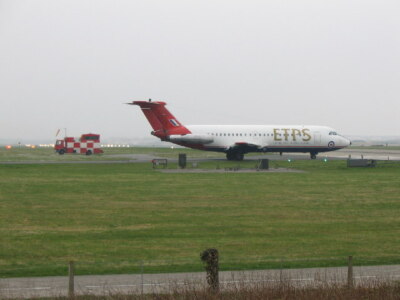 Photo 6x4 ETPS BAC 1-11 at  RAF Valley Llanfairyneubwll A BAC 1-11 from t c2005