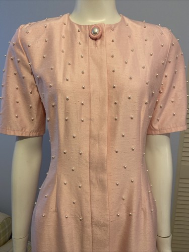 Vtg Leslie Fay Pretty Woman Style Dress Pink With Faux Pearl Detail EUC Sz 4P - Picture 2 of 11