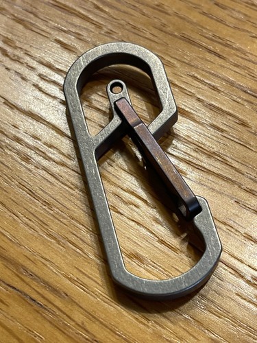 Titanium Carabiner Snap Spring Hook Clip, EDC Keychain, Key Ring, Dark Bronze - Picture 8 of 12