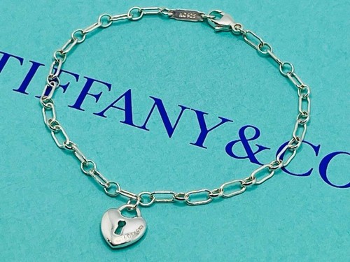 Tiffany & Co. Beautiful Tiffany Heart Lock Key Bracelet Ag925 Silver - Picture 3 of 18