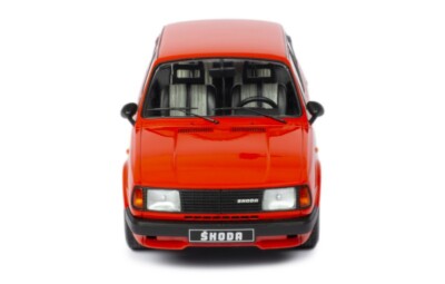 ixo 新品未開封 SKODA 1300LR#20 1:18 Skoda 130LR 1988, red - IXO [Unboxing] - YouTube