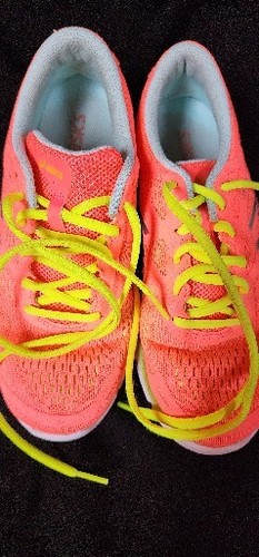 ASICS T583N.3107 33 FA SIZE 7 WOMENS Coral/Yellow Mesh/Synthetic Running Shoes - Picture 2 of 8