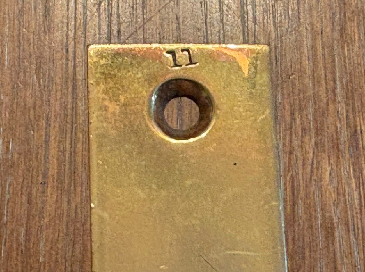 Foto 11 di 14