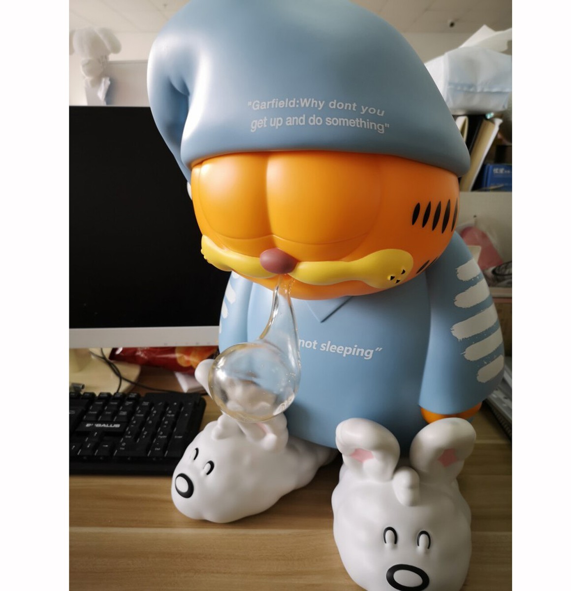 ZCWO Garfield '' I AM NOT SLEEPING'' PVC 50CM(20inch ZCWO Garfield '' I AM NOT SLEEPING'' PVC 50CM(20inch