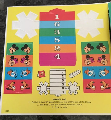 The Topolino Search Game 1977 mai perforato/usato Disney USA - Foto 2 di 6