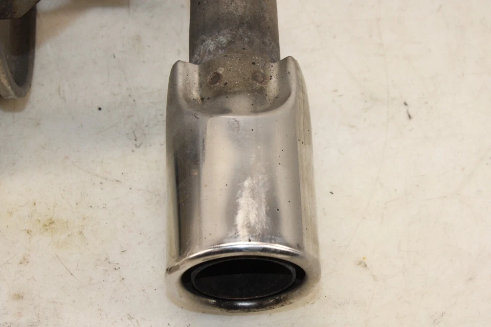 Оригинальный глушитель выхлопной системы 2006-2008 Mazda MX-5 Miata A/T KT46 - Изображение 2 из 4