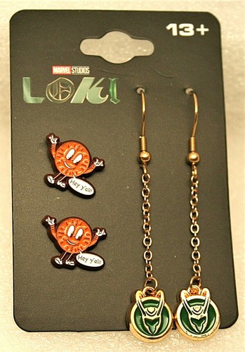 Disney Studios Loki & Miss Minutes Time Marvel Comics Earring Set New NOS MIP - Imagen 2 de 3