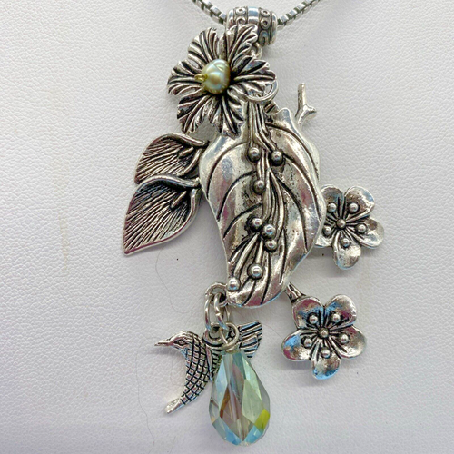 Monet Chain Signed Pendant has Flowers Leaves Botanical Silver-Tone Pearl VTG - Picture 2 of 11