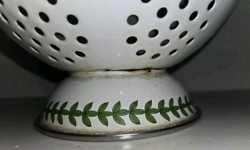  Vintage Portmeirion Colander Strainer Metal Enamel Dog Rose Rustic - Picture 4 of 4