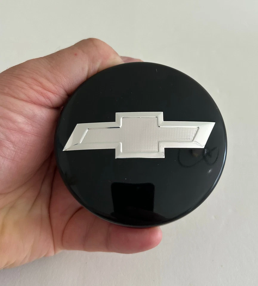 Tapa central de rueda Chevy negra 4 piezas emblema cromado para Chevrolet Silverado Tahoe 14+ Foto 3 de 3