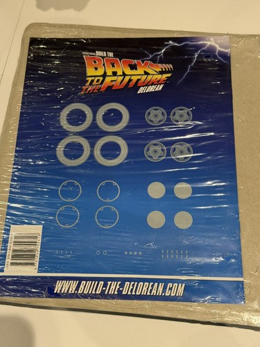 1:8 SCALE EAGLEMOSS BACK TO THE FUTURE BUILD DELOREAN Special White Wheels - Picture 2 of 2
