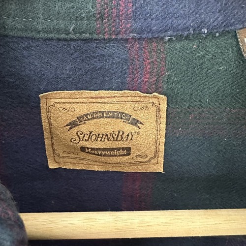 St. John’s Bay men’s Size Large Vintage Green Blue Plaid Flannel Button Shirt - Picture 4 of 6