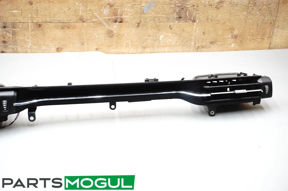 Maserati Quattroporte 2016 tablero central bisel doble ventilación con reloj OEM 67001106 Foto 3 de 4