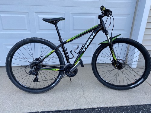 2015 Trek Marlin 6 Mountain Bike | eBay