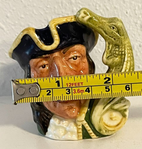"Mini jarra de personajes Royal Doulton Captain Hook D6605 - 2,75"" - RARA - 1964" - Imagen 14 de 15