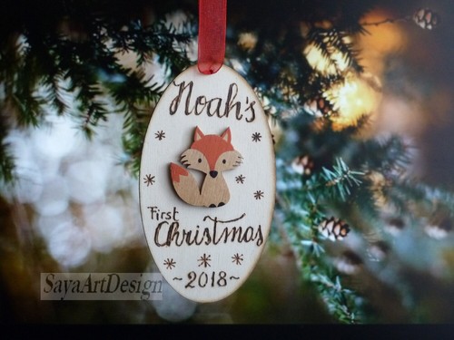Primo Natale di Bebè. Ornamento di Albero di Natale in Legno Personalizzato. - Imagen 11 de 15