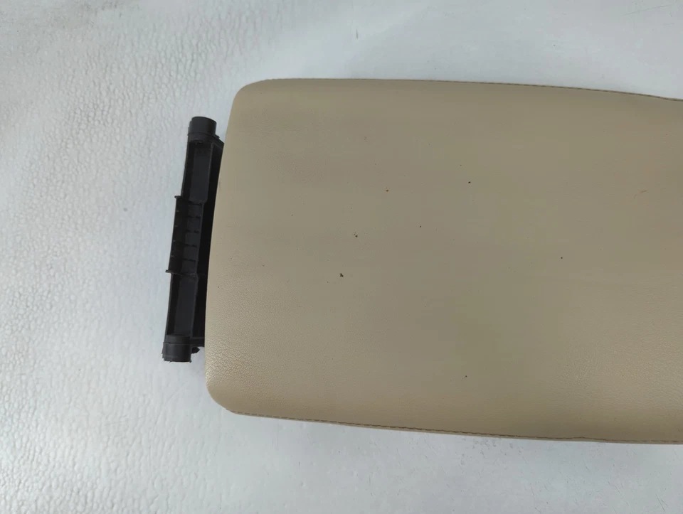 Cadillac Xt5 2017-2020 consola central reposabrazos cubierta tapa GJFVS Foto 2 de 4