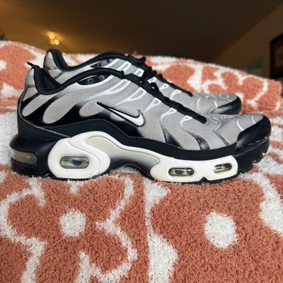 Nike Air Max Plus Black Metallic Silver White (GS) CD0609-018 Size 6.5Y 8 US W