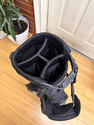 Titleist Golf Players 4 Stand Bag COLOR Black Top 4-Way TB23SX4-0 | PRE OWNED - Picture 5 of 5
