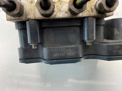 2015-2018 Dodge Grand Caravan ABS Pump Control OEM P68183803AD Module 752-11C2 - Picture 5 of 10