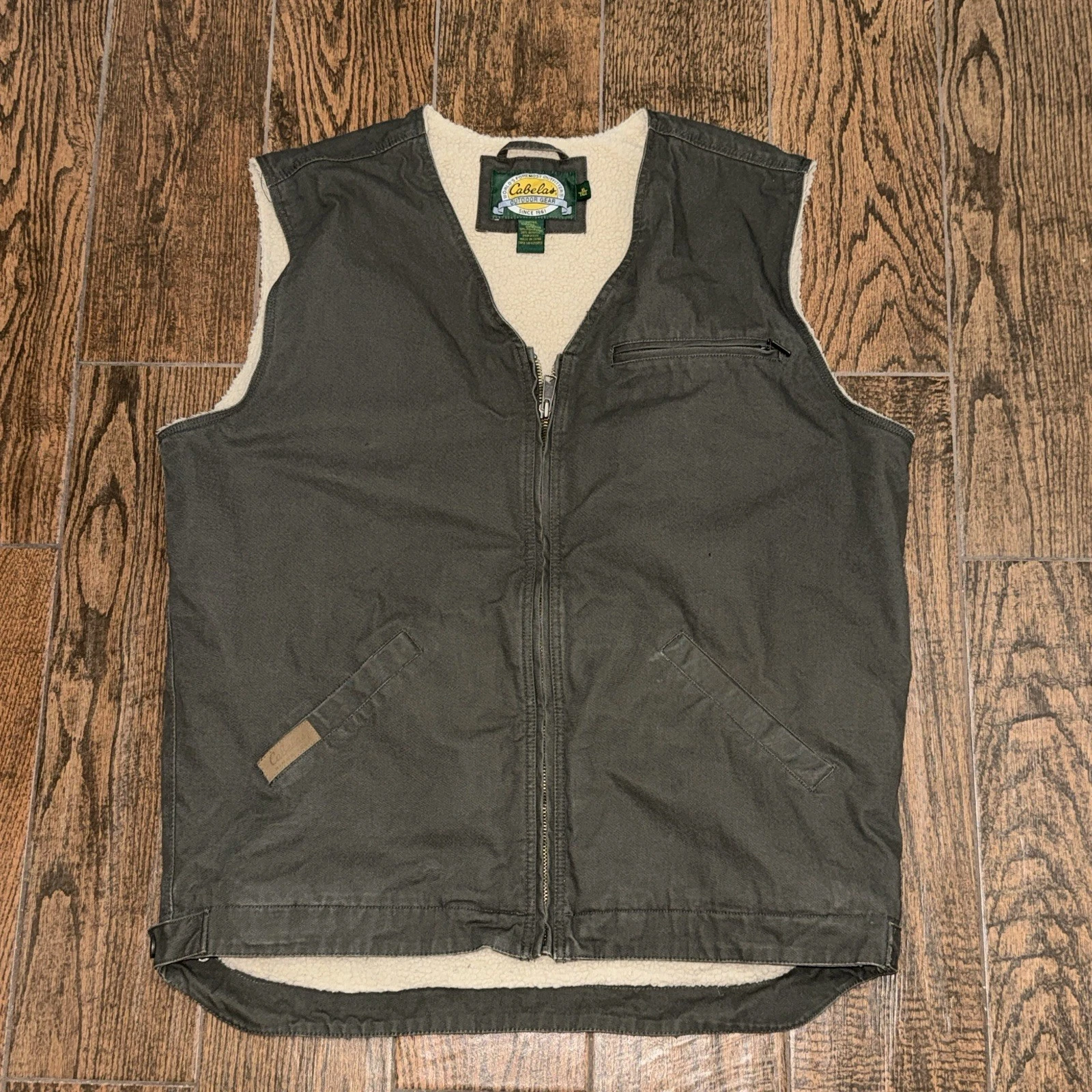 Cabela's Mens Canvas Vest Sherpa Lined Outdoor Green Zip Size. XL (Tall)