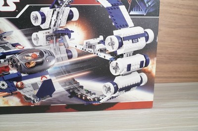 LEGO Star Wars: Jedi Starfighter with Hyperdrive Booster Ring